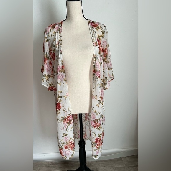 American Eagle floral semi sheer kimono cover up tunic - Picture 1 of 7